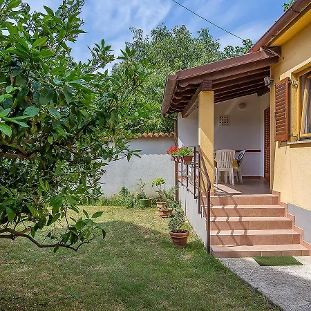 Holiday Rina Bungalow * Medolino