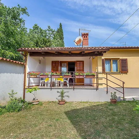 Casa vacanze Holiday Rina Bungalow *